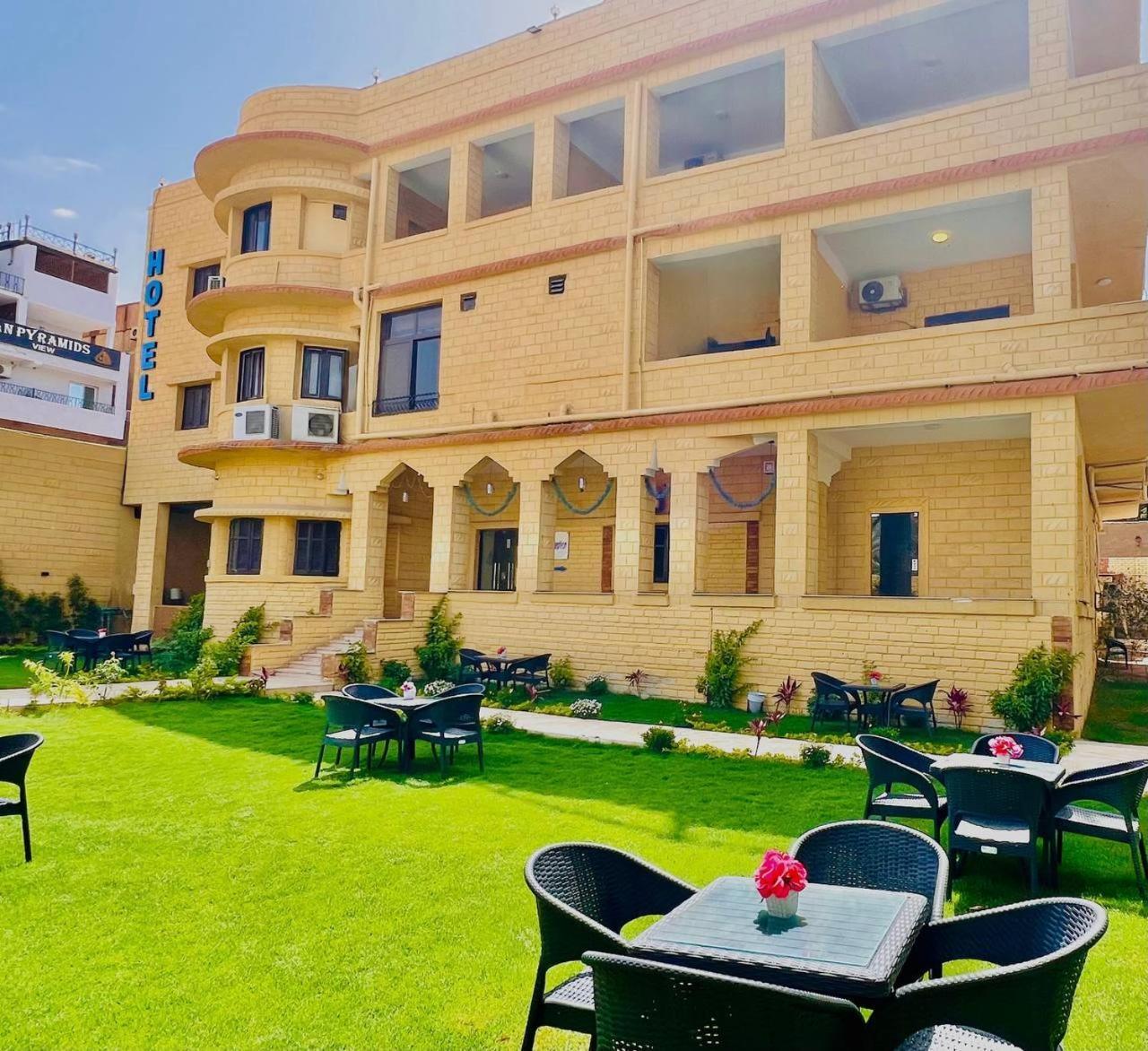 Turquoise Pyramids Gate Hotel City Centre Kafrat al Jabal Екстер'єр фото